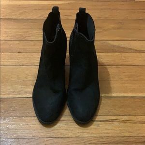 Black Steve Madden booties